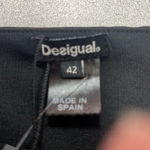 Desigual Dress black with sheer overlay - Picture 10 of 10